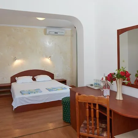 Отель сънрайз Равда